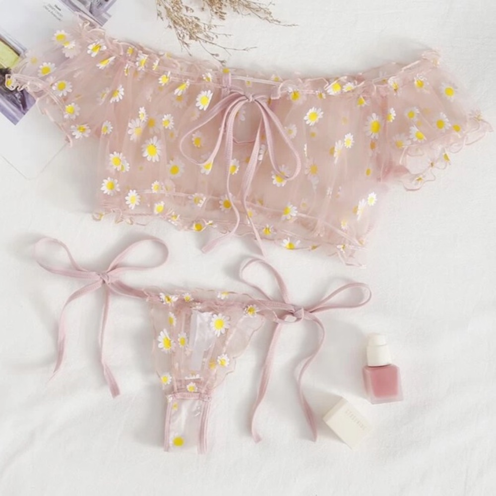 SEXY PINK FLORAL LINGERIE SET ( MEDIUM)